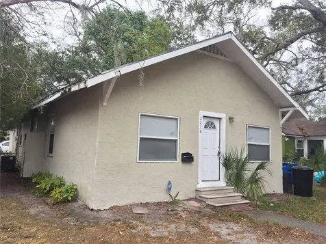 2216 27th Street S St Petersburg FL 33712