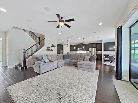 5161 Lakecastle Drive Tampa FL 33624