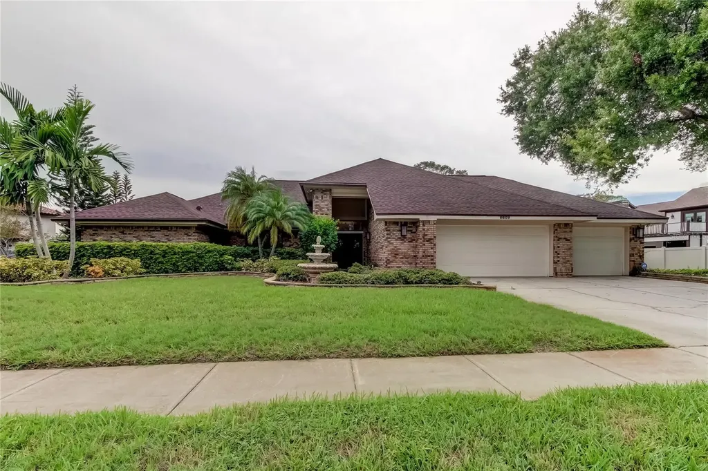 8609 Longwood Drive Seminole FL 33777