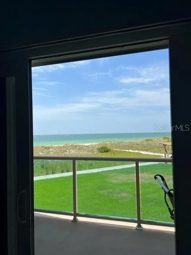 880 Mandalay Avenue Clearwater FL 33767
