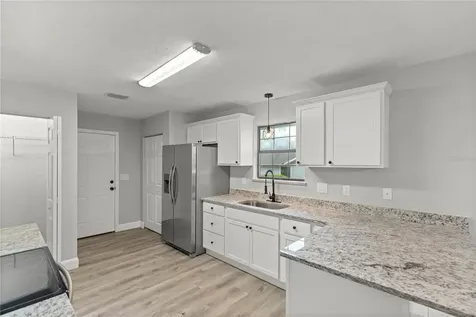 5203 SE 24th Street Ocala FL 34480