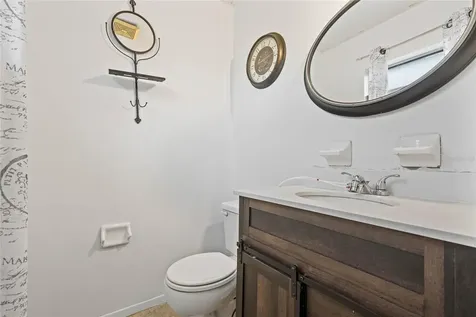 1303 Redwood Court Tavares FL 32778