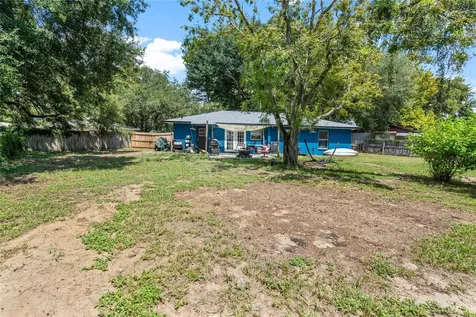 1303 Redwood Court Tavares FL 32778