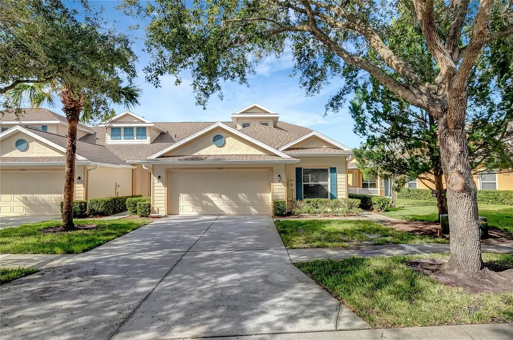 9008 Iron Oak Avenue Tampa FL 33647