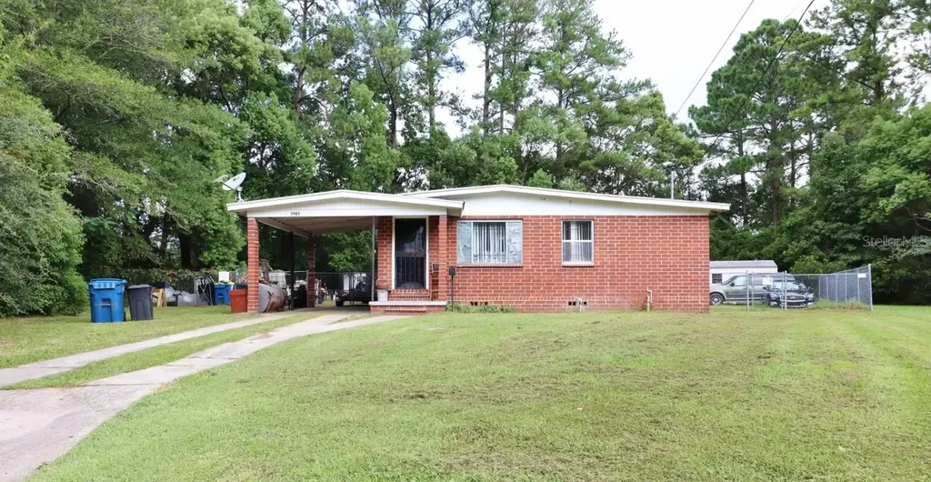 2983 Snow Drop Court Jacksonville FL 32209