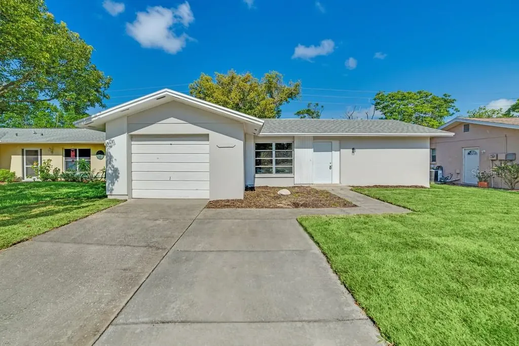 10809 Casa Grande Avenue Port Richey FL 34668