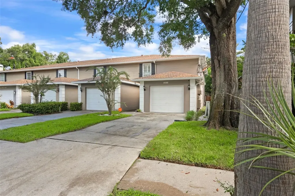 2411 W Jetton Avenue Tampa FL 33629