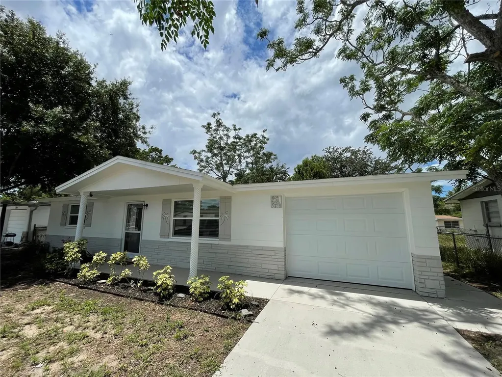 7302 Country Club Drive Hudson FL 34667