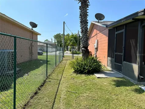 948 Cambridge Court Kissimmee FL 34758