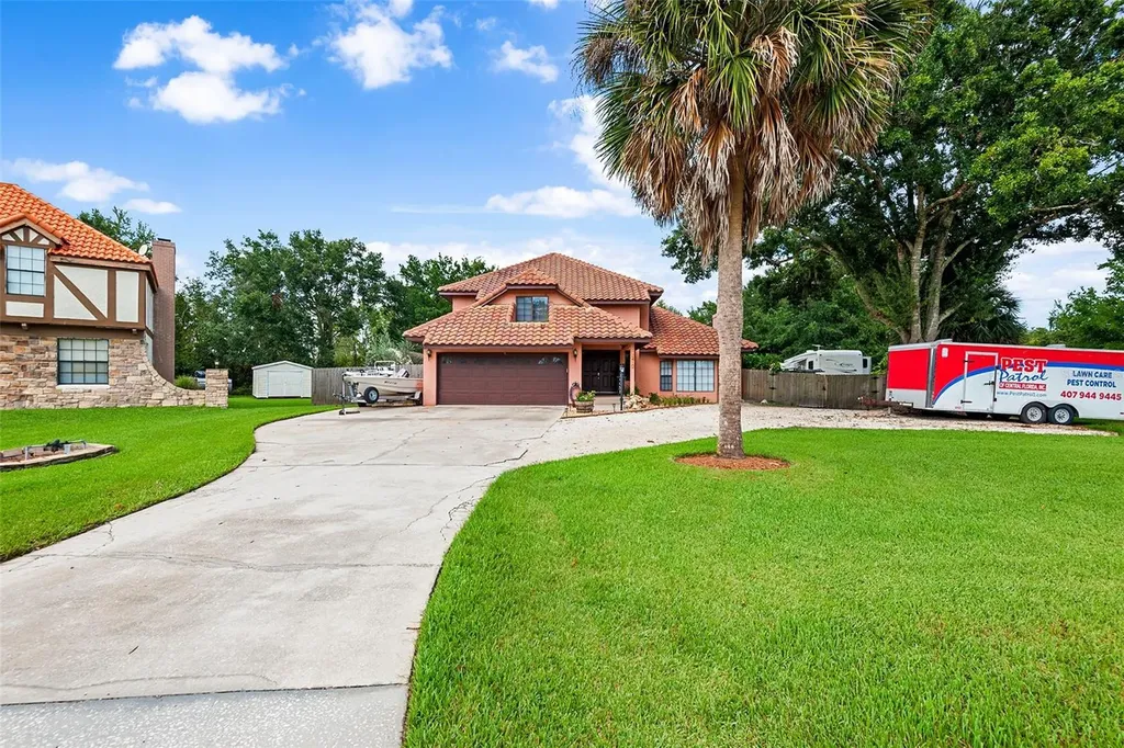 2410 Ravendale Court Kissimmee FL 34758