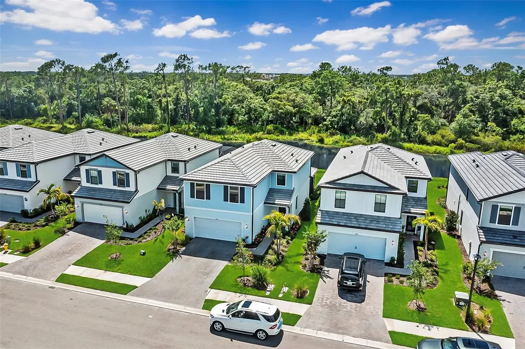6114 Bluestar Court Bradenton FL 34211