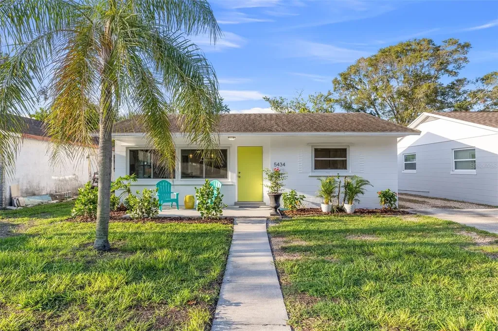 5434 9th Avenue N St Petersburg FL 33710