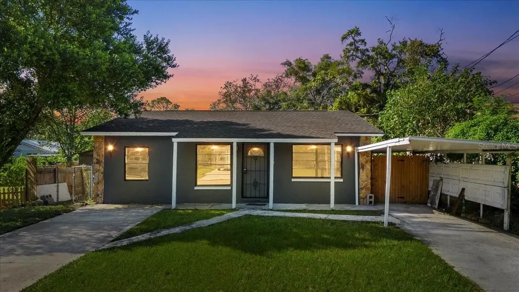 1805 E Humphrey Street Tampa FL 33604