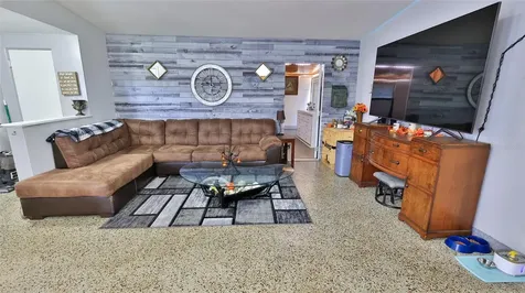 2634 S Elm Avenue Sanford FL 32773