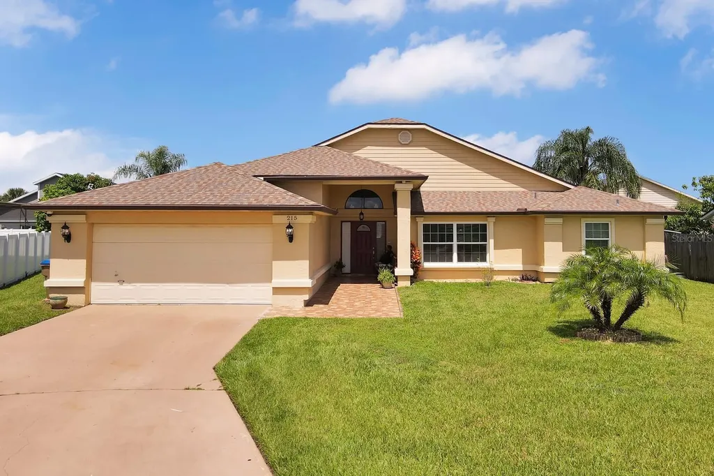 215 Palmwood Court Kissimmee FL 34743