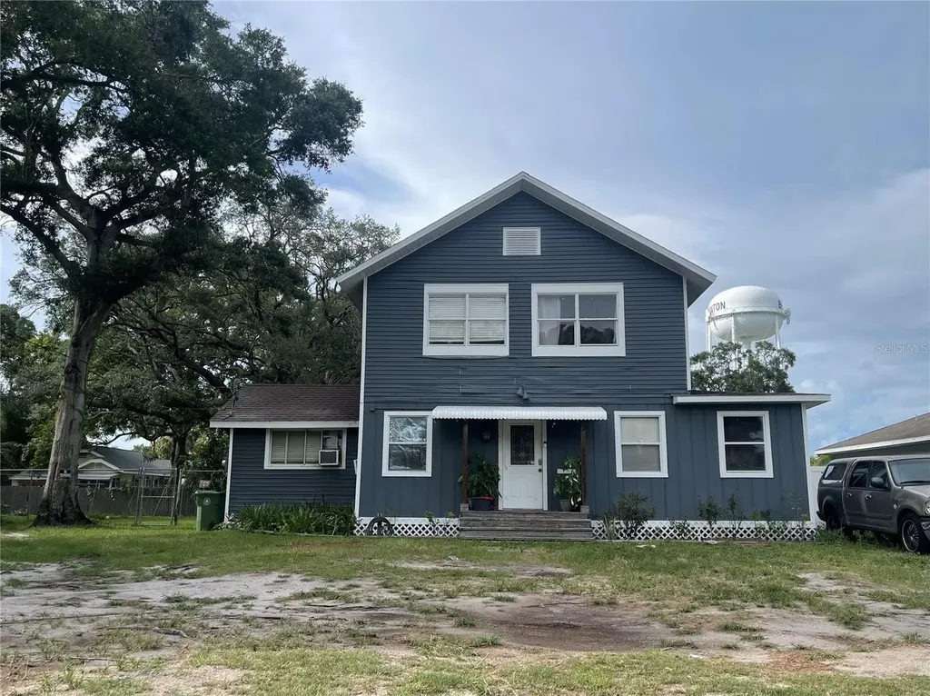 1922 19th Avenue W Bradenton FL 34205
