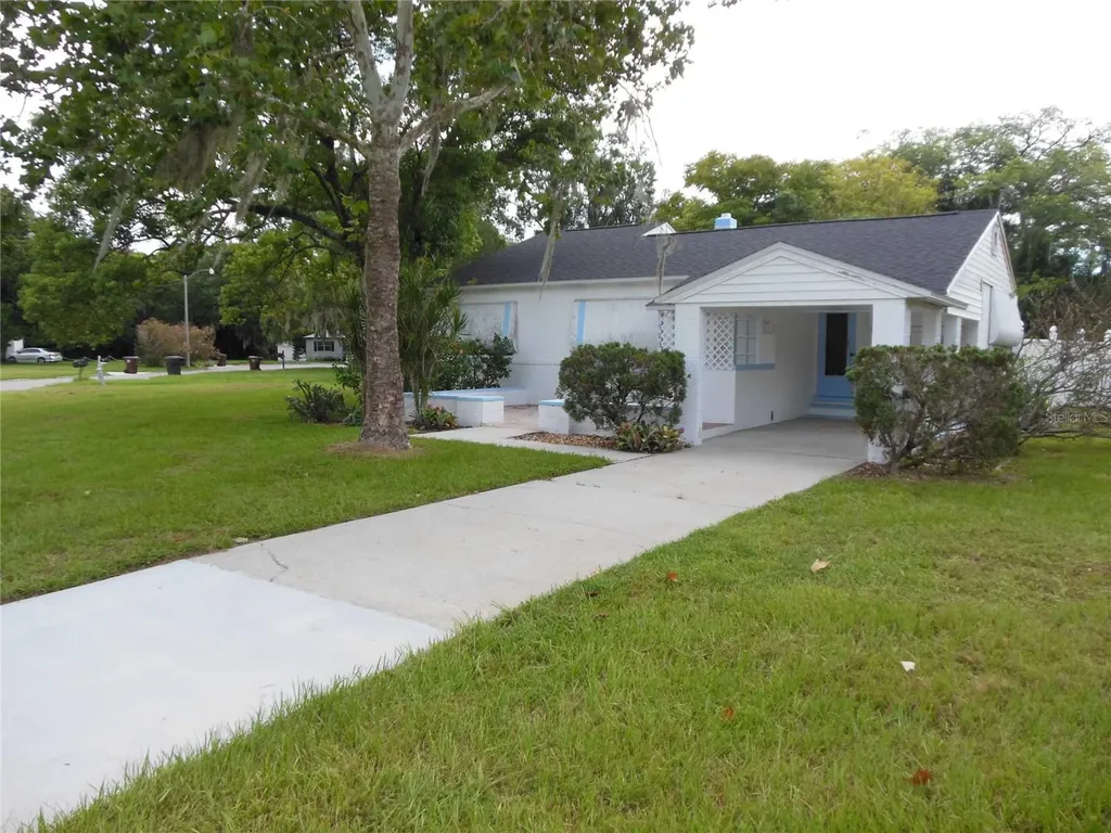 523 Canterbury Lane Kissimmee FL 34741