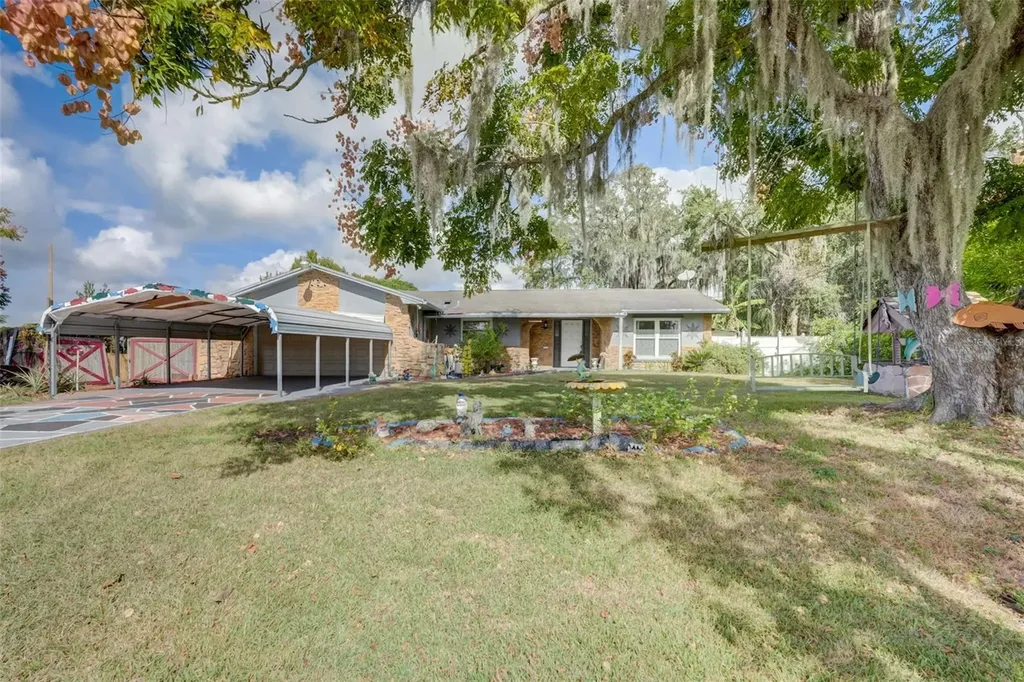 7803 Napoleon Street Orlando FL 32825