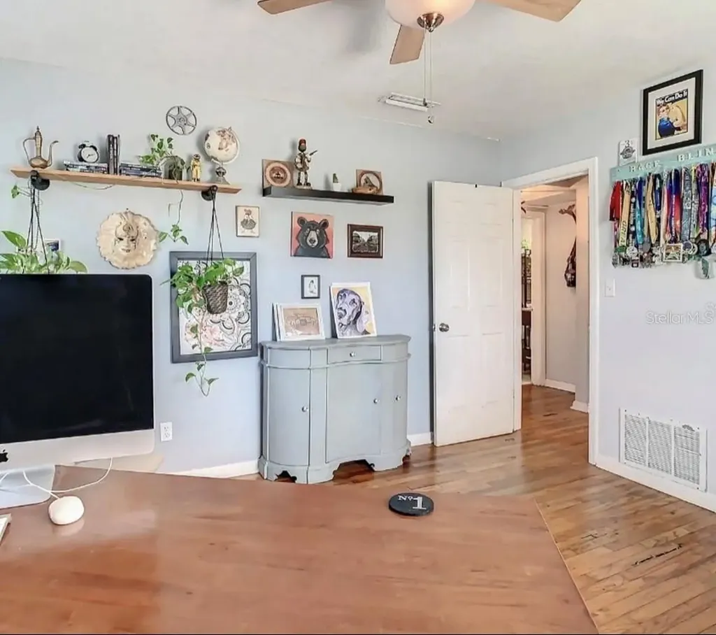 3629 28th Avenue S St Petersburg FL 33711