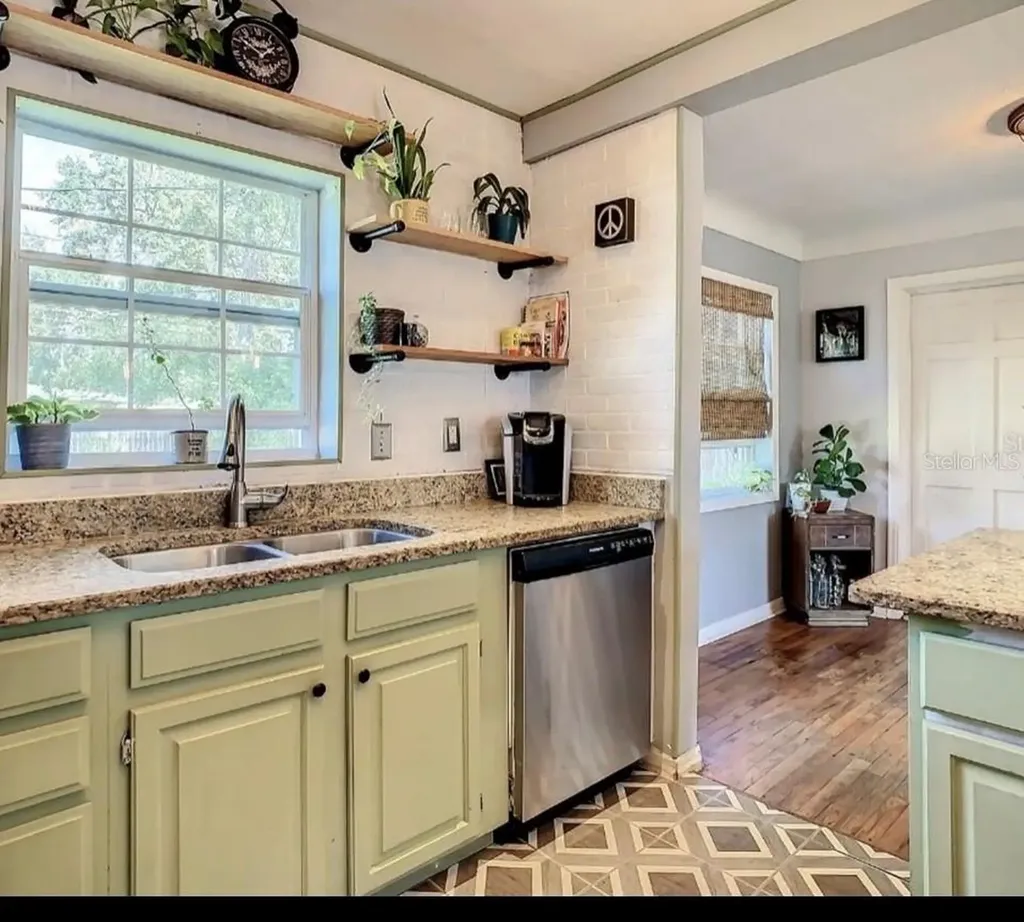 3629 28th Avenue S St Petersburg FL 33711