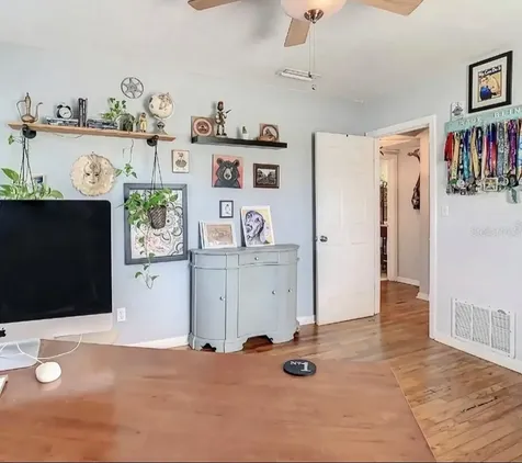 3629 28th Avenue S St Petersburg FL 33711