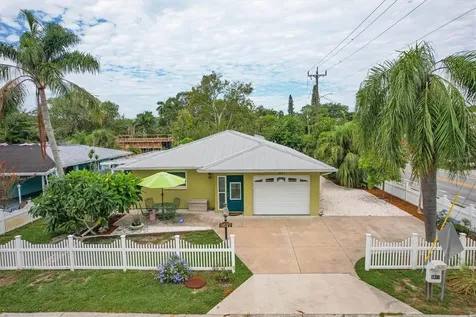 3617 Iroquois Avenue Sarasota FL 34234