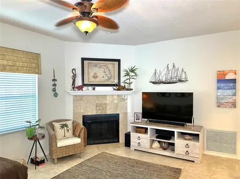 15 Mount Vernon Lane Palm Coast FL 32164