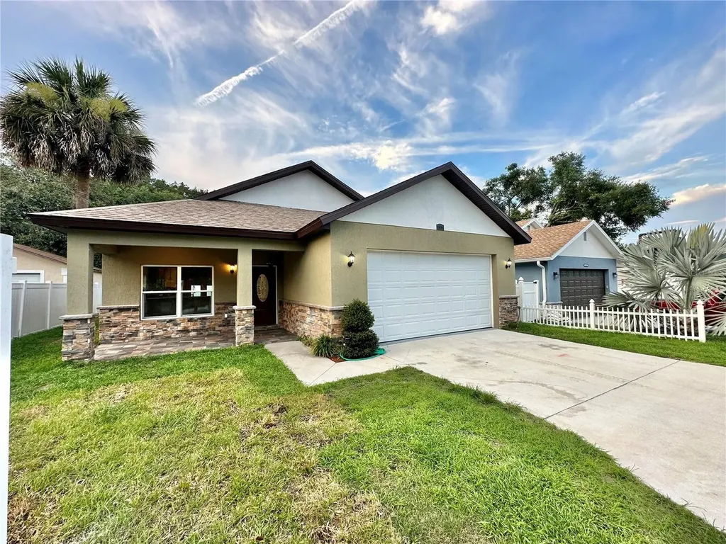 2633 Pinner Avenue Haines City FL 33844
