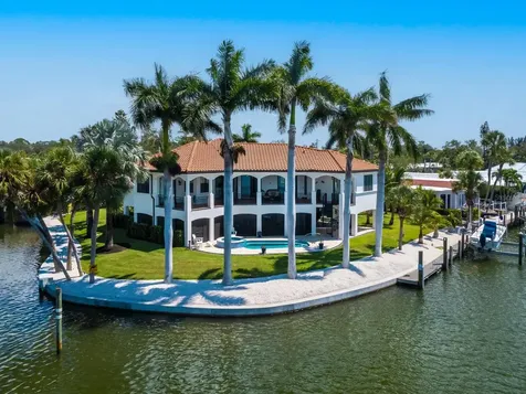 521 Albee Road W Nokomis FL 34275