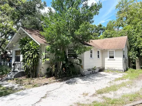 1733 29th Avenue N St Petersburg FL 33713