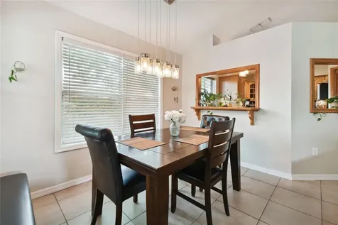 10527 Glassborough Drive Orlando FL 32825
