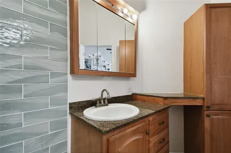 10527 Glassborough Drive Orlando FL 32825