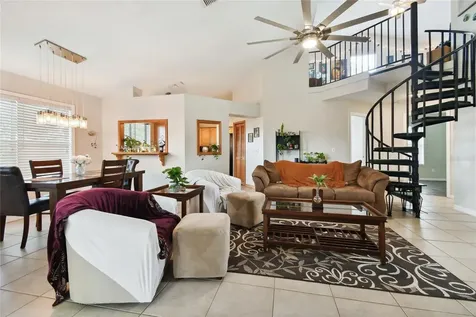 10527 Glassborough Drive Orlando FL 32825