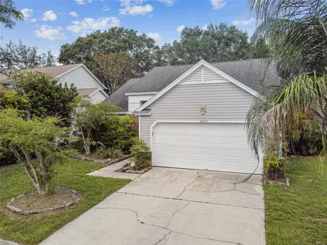 10527 Glassborough Drive Orlando FL 32825