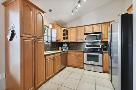 10527 Glassborough Drive Orlando FL 32825
