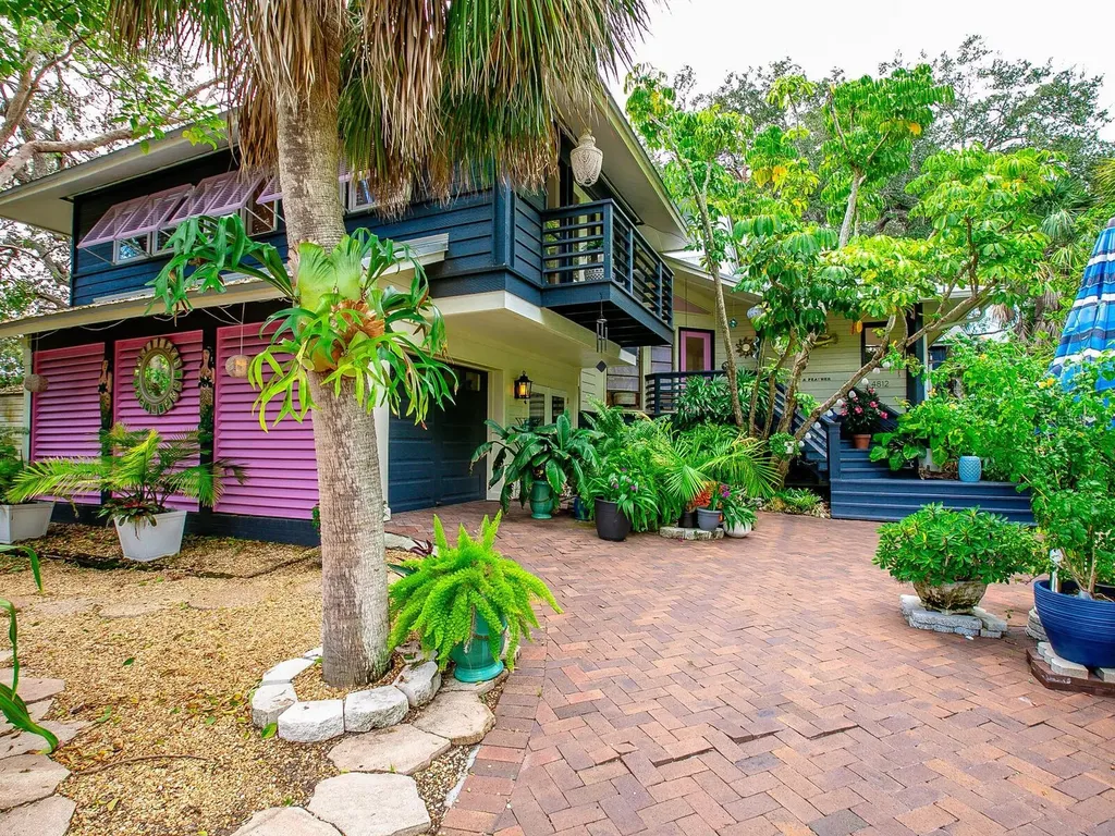 4812 Featherbed Lane Sarasota FL 34242