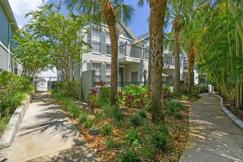 672 Delmar Terrace S St Petersburg FL 33701