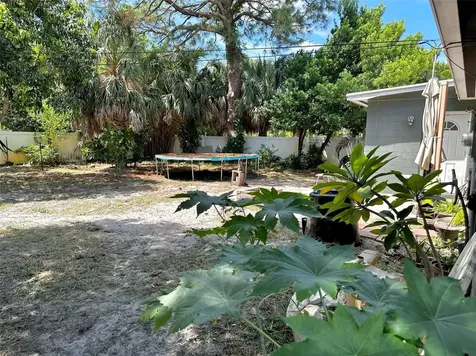 5840 Dartmouth Avenue N St Petersburg FL 33710