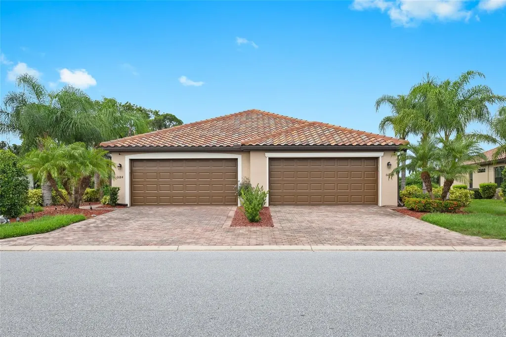 6684 Willowshire Way Bradenton FL 34212