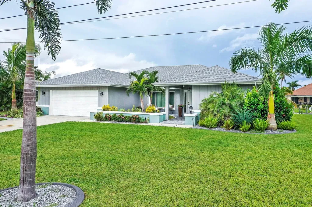 3328 SE 18th Avenue Cape Coral FL 33904