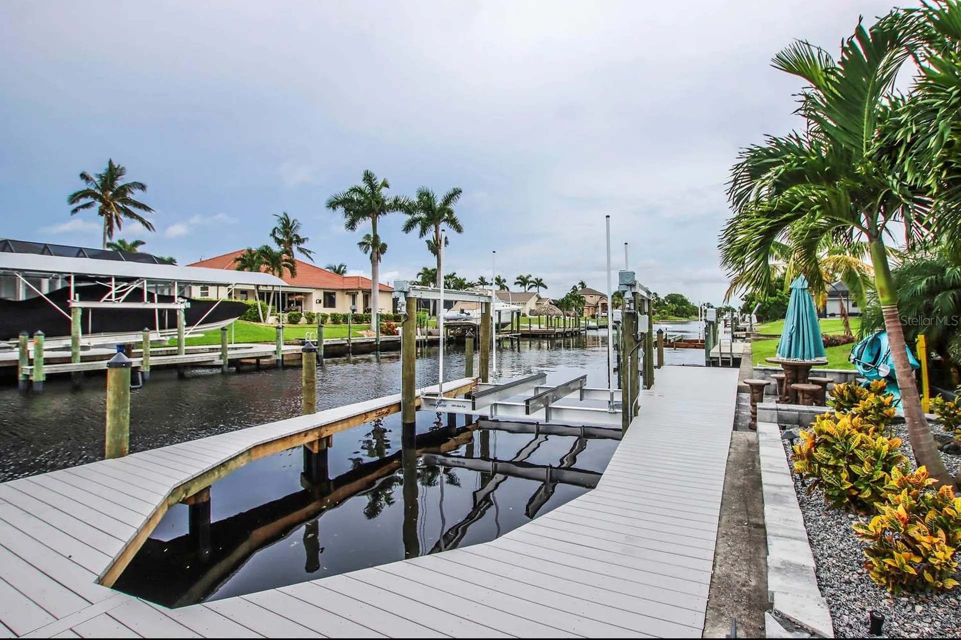 3328 SE 18th Avenue Cape Coral FL 33904