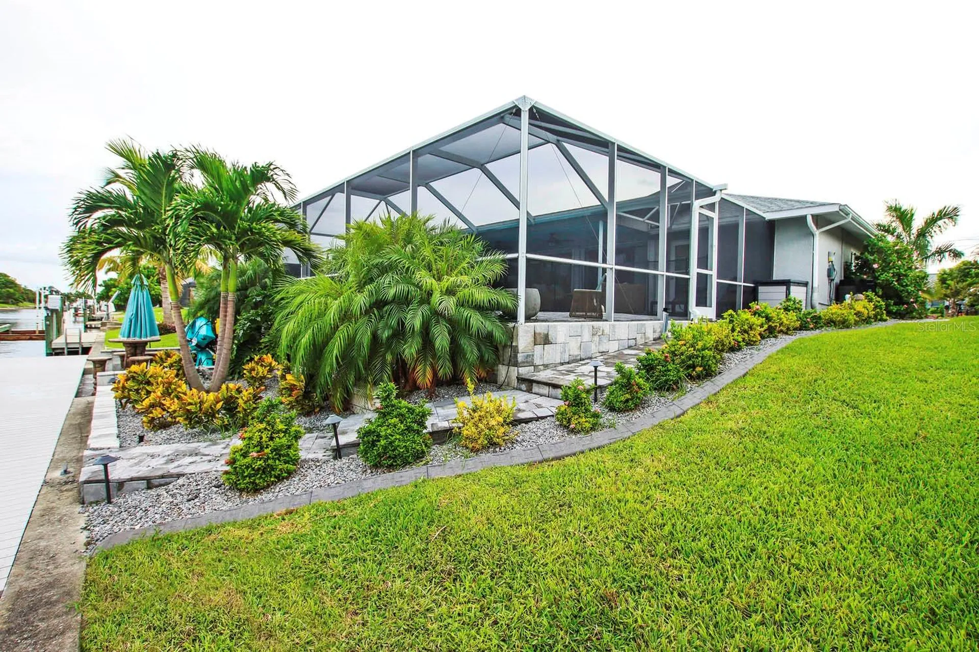 3328 SE 18th Avenue Cape Coral FL 33904