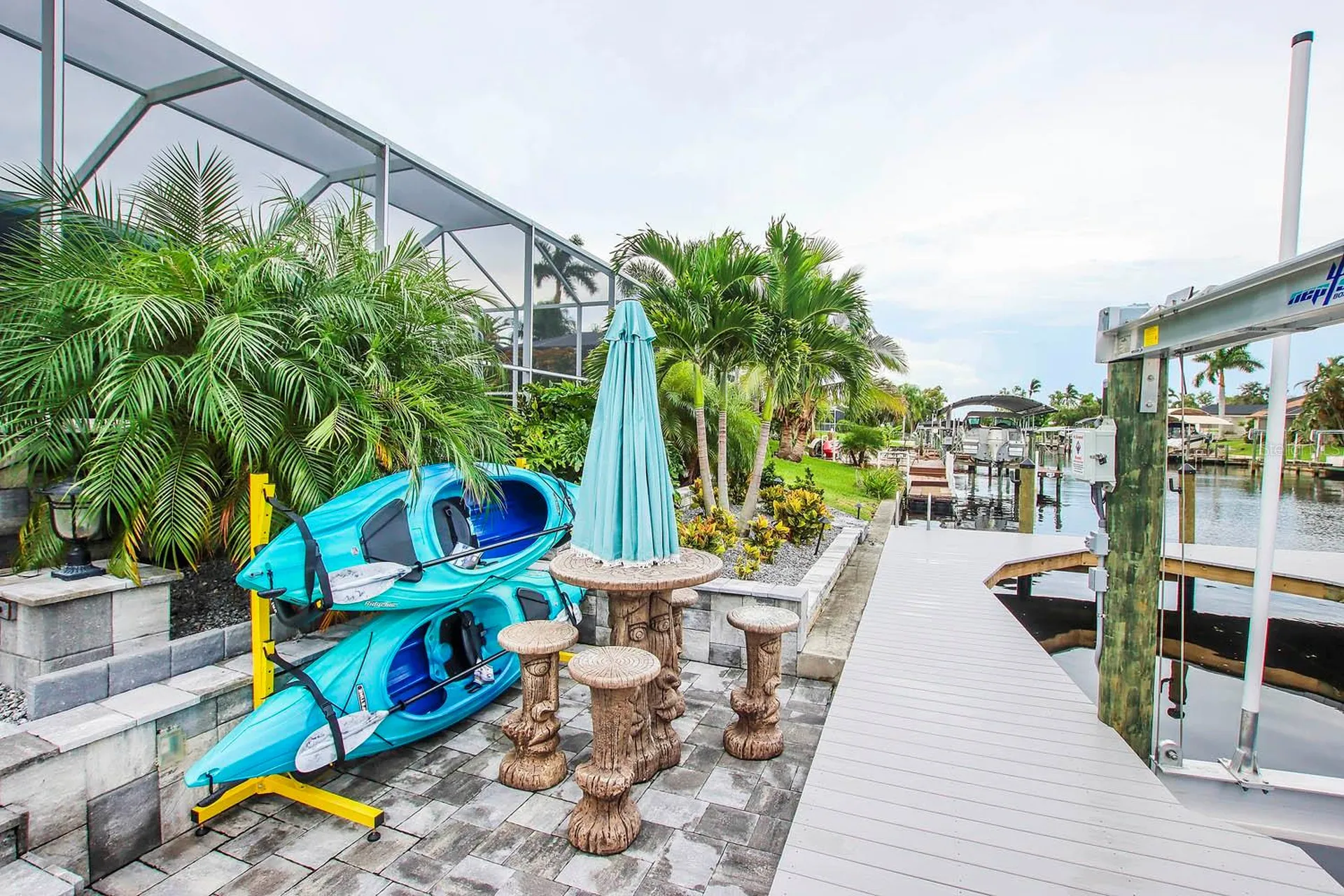 3328 SE 18th Avenue Cape Coral FL 33904