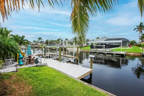3328 SE 18th Avenue Cape Coral FL 33904
