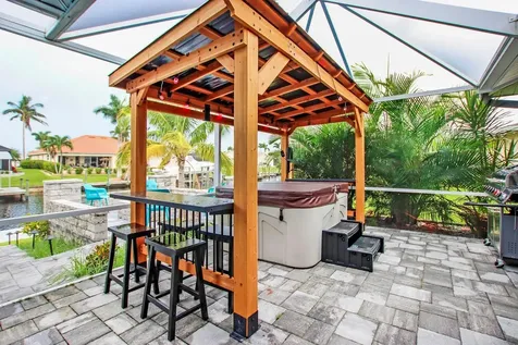 3328 SE 18th Avenue Cape Coral FL 33904