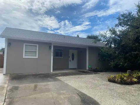 1611 N Pompano Avenue Sarasota FL 34237