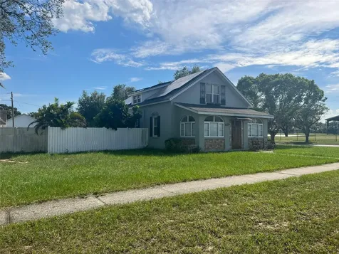 101 E Palmetto Street Davenport FL 33837