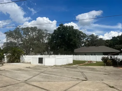 101 E Palmetto Street Davenport FL 33837