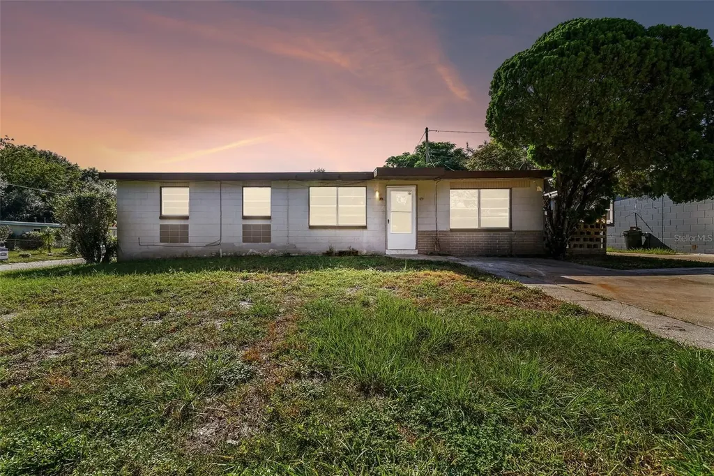 625 11th Avenue N Safety Harbor FL 34695