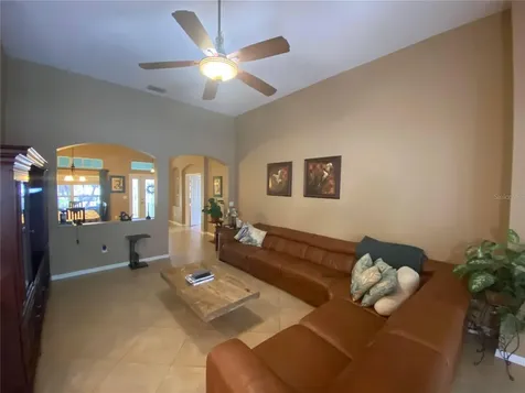 7667 Nottinghill Sky Drive Apollo Beach FL 33572